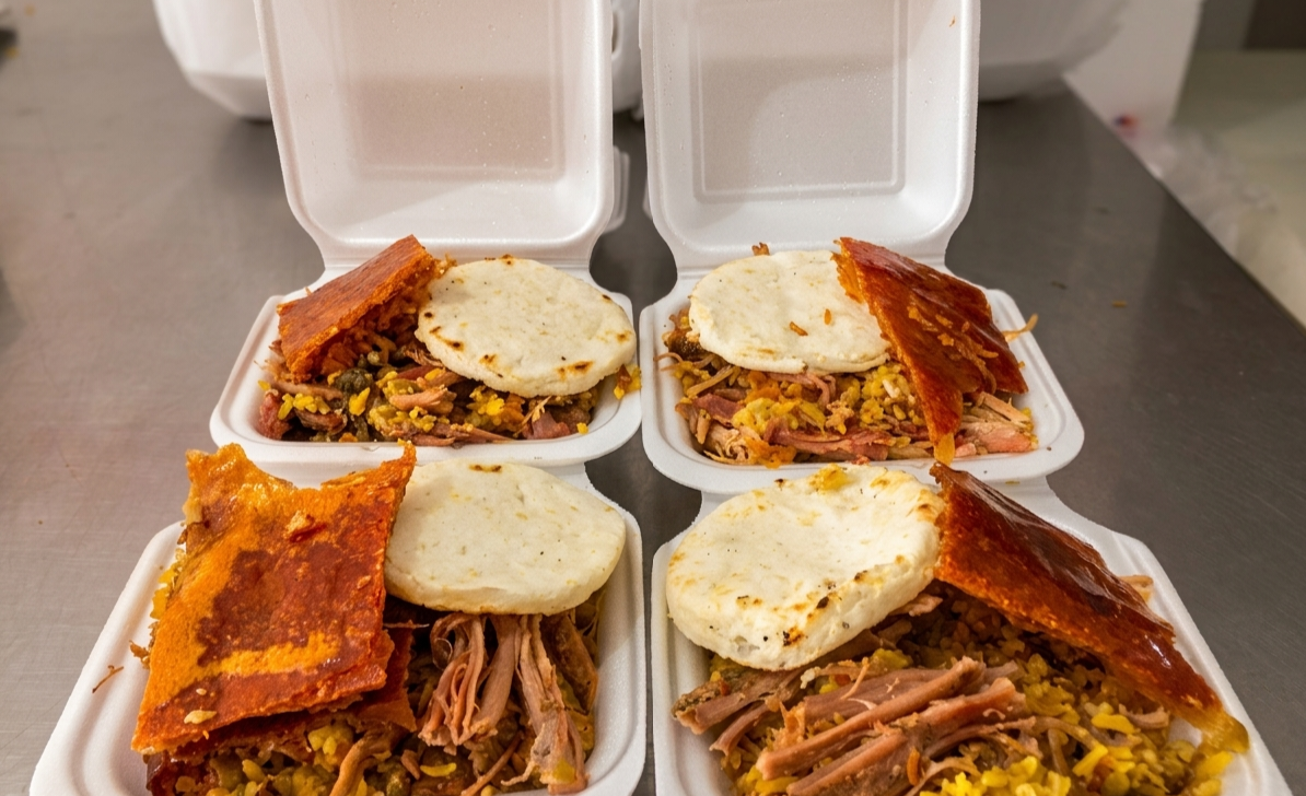 Lechoneria Tres Cerditos Cali - imagen 09