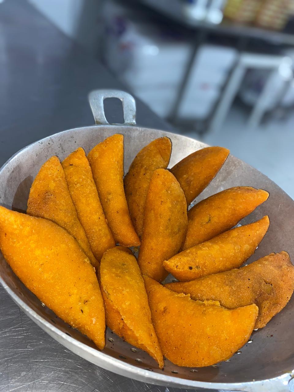 Lechoneria Tres Cerditos Cali - imagen 32