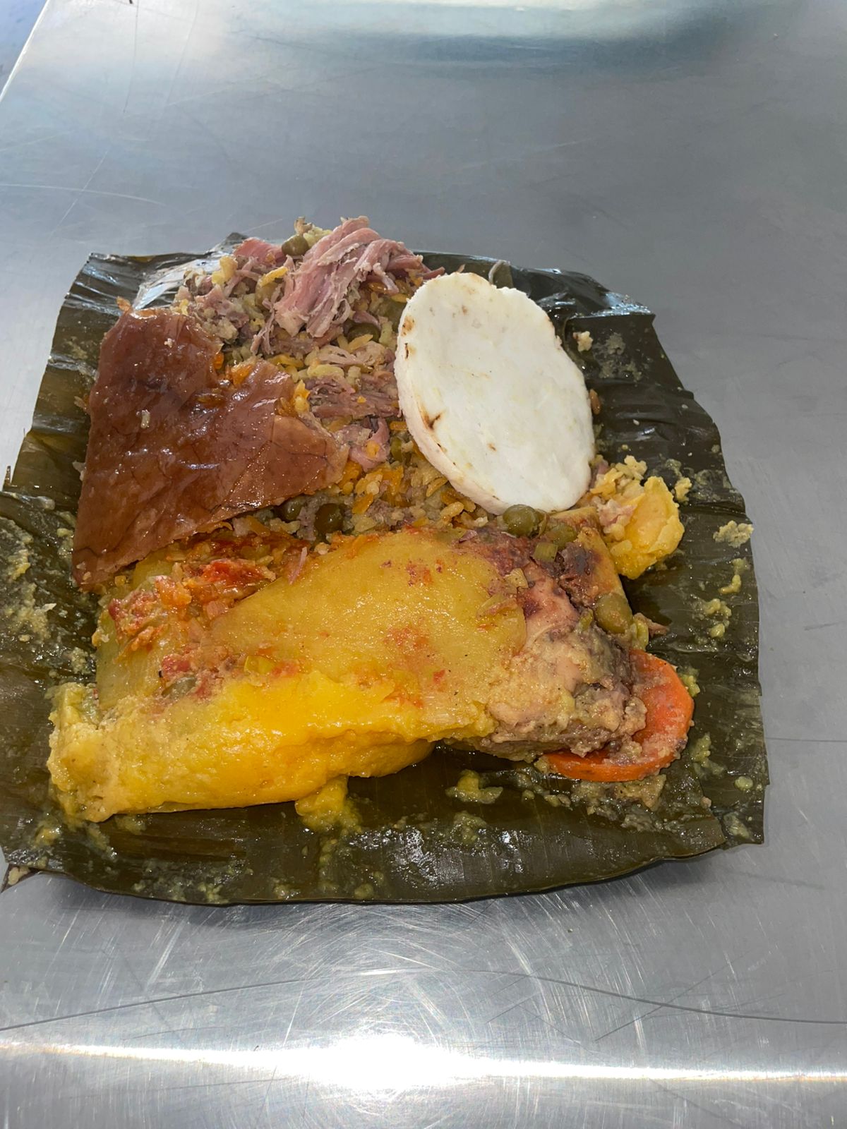 Lechoneria Tres Cerditos Cali - imagen 45