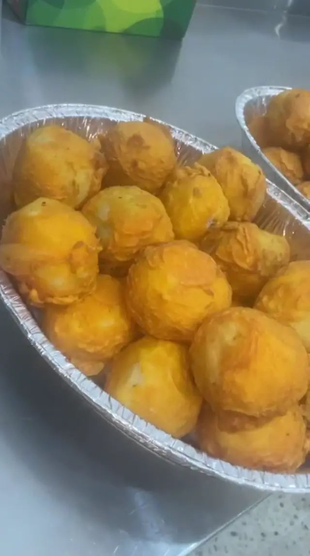 Video de la preparación de nuestra lechona